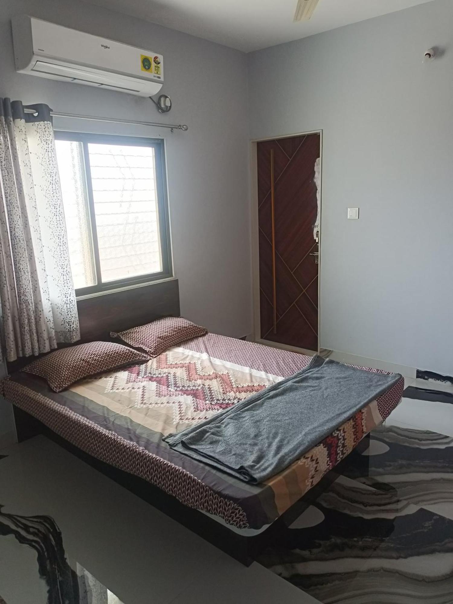 Matoshree Guesthouse Akalkot Exteriér fotografie